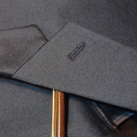 NEW Amazon Essentials Men's Classic-Fit Button-Front Stretch Blazer - Navy NICE! - Picture 6 of 14